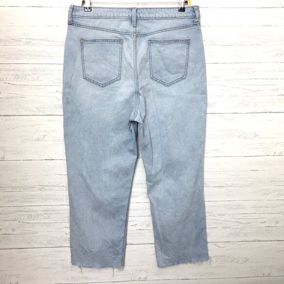 Elizabeth and James Jeans High Rise Crop Frayed Hems Stretch size 14 length 26" - Picture 2 of 9